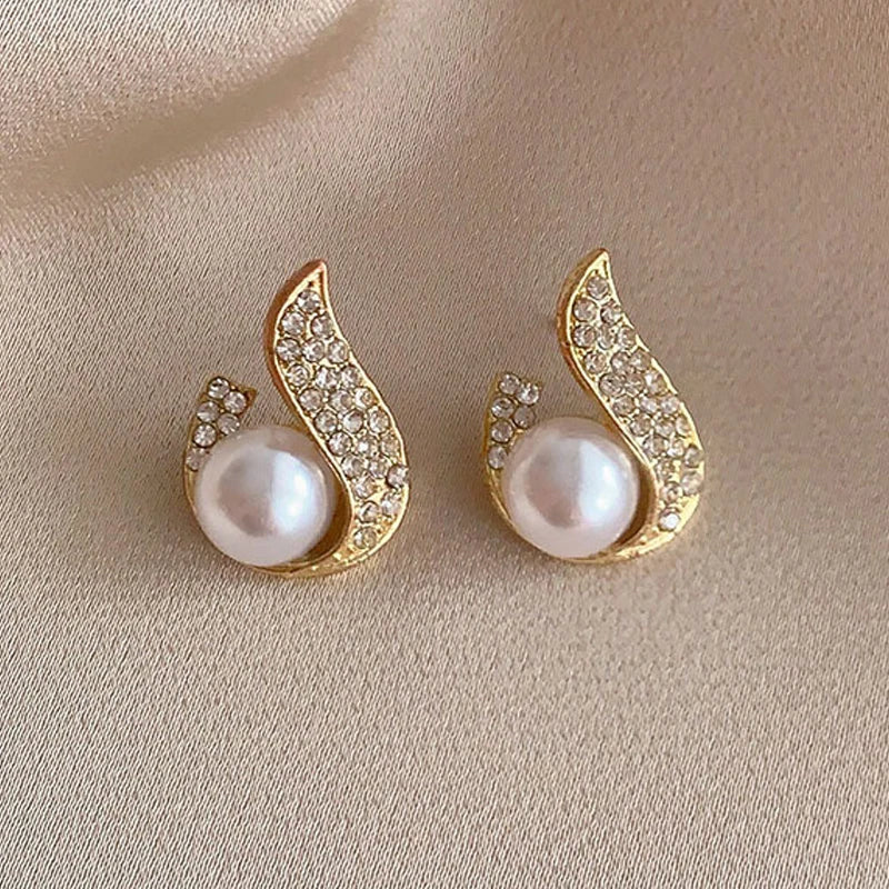 Elegant Pearl Waterdrop Stud Earrings for Women