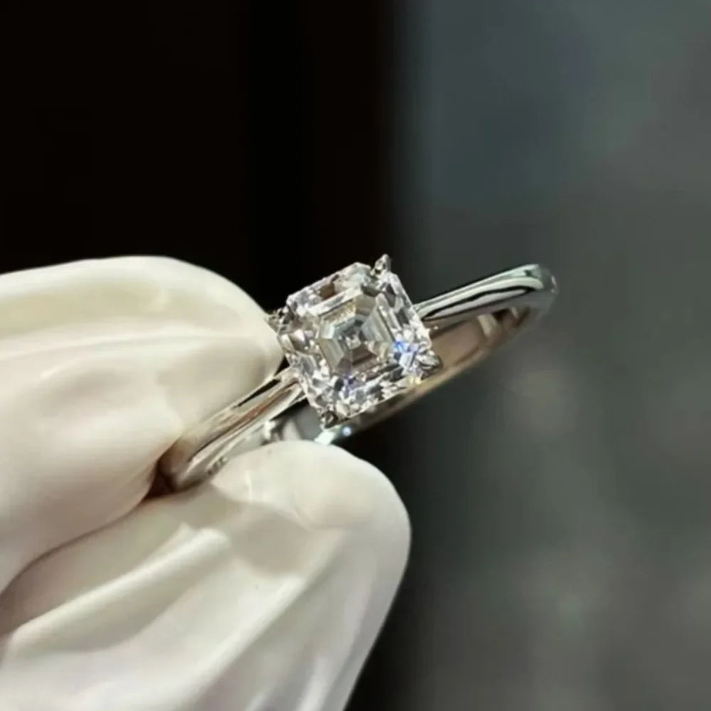 FEOBUR Asscher Cut Moissanite Ring