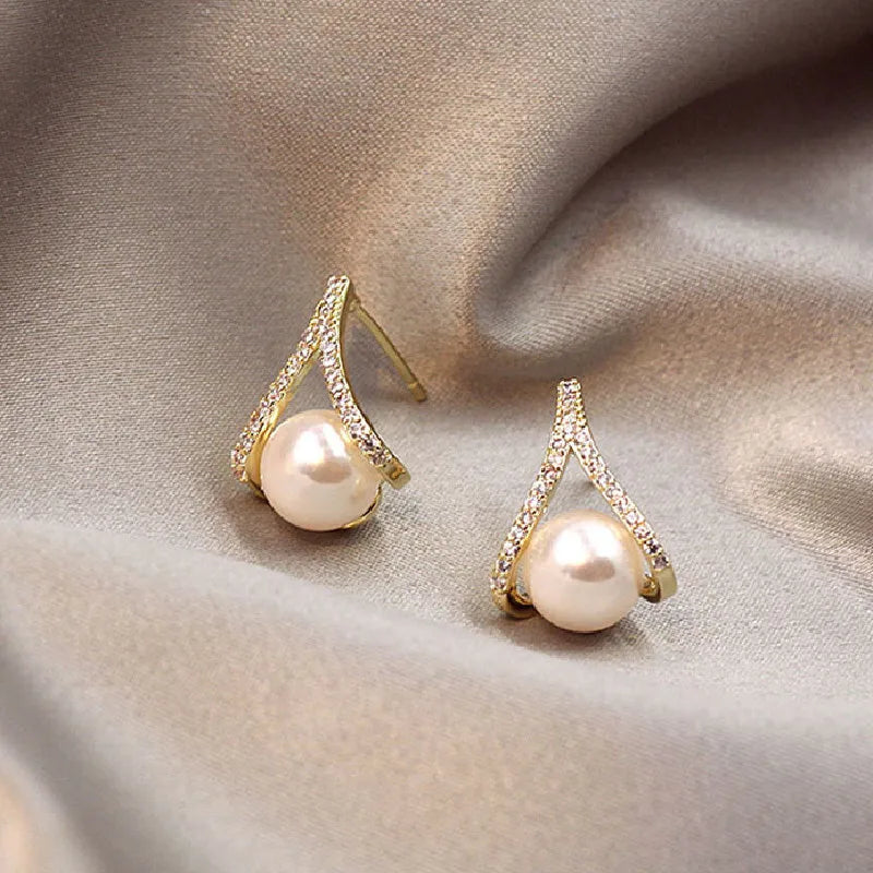 White Imitation Pearl & Crystal Rhinestone Stud Earrings