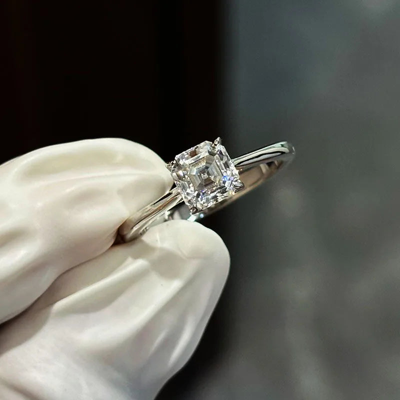 FEOBUR Asscher Cut Moissanite Ring